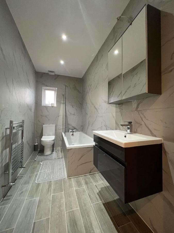Apartamento Star London Station Road 3-Bed Haven Exterior foto